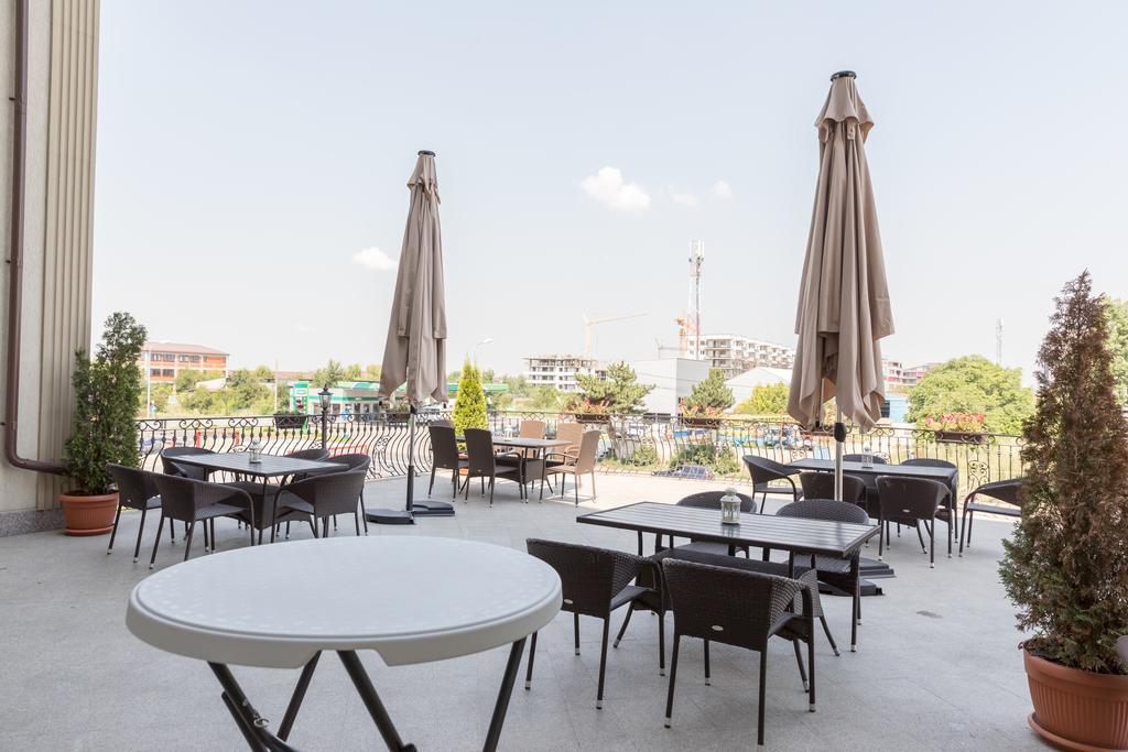 Hotel Giuliano Bragadiru Exteriér fotografie
