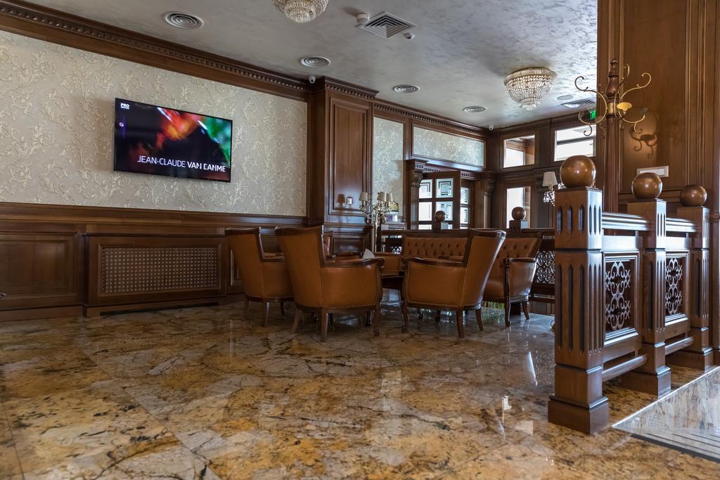 Hotel Giuliano Bragadiru Exteriér fotografie